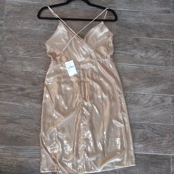 4SI3NNA Remi Gold Metallic Mini Dress.Small, Sexy Open Back with Straps.S - Picture 6 of 13
